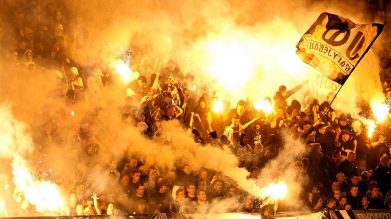 Partizan vs Cibona interrupted by Hooligans