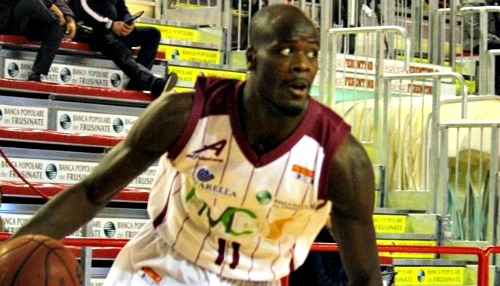 Delroy James pens with Enisey