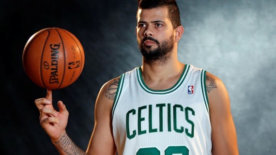 Vitor Faverani leaves Boston Celtics