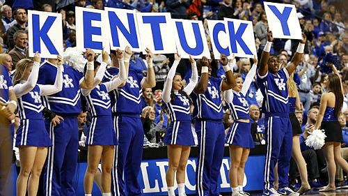 NCAA: Kentucky stays perfect, still No. 1
