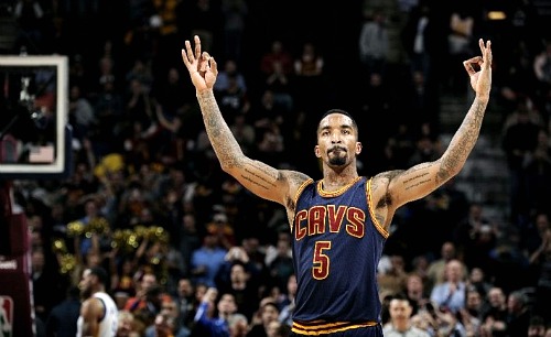 J.R. Smith leads Cavaliers to Game 1 win