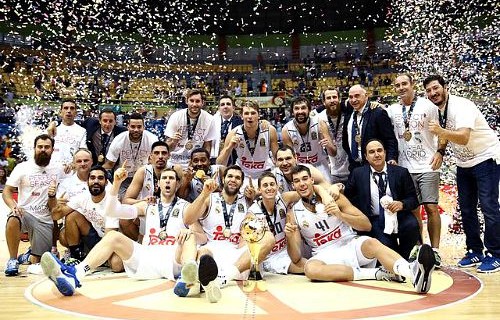 Real Madrid wins Intercontinental Cup