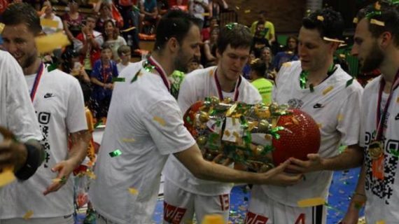 CEZ Nymburk claims 16th straight NBL title