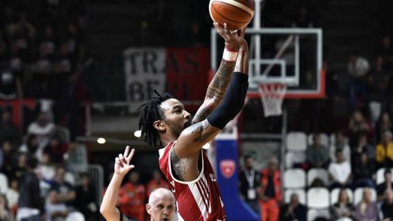 Damian Hollis added by Varese