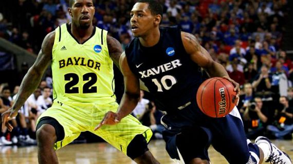 Mark Lyons signs with Enisey