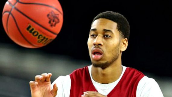 Isaiah Cousins signs with Cholet