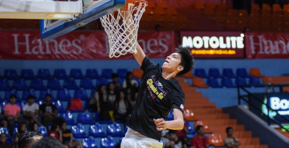 Kai Sotto signs with Adelaide 36ers