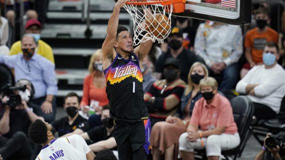 Phoenix Suns beat L.A. Lakers in playoff opener