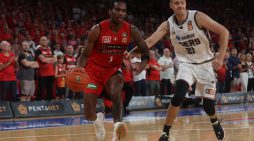 Pert Wildcats beat Adelaide 36ers on NBL opening night
